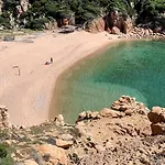 Mares A Pochi Passi Dal Mare Con Piscine Naturali Апартаменты *
